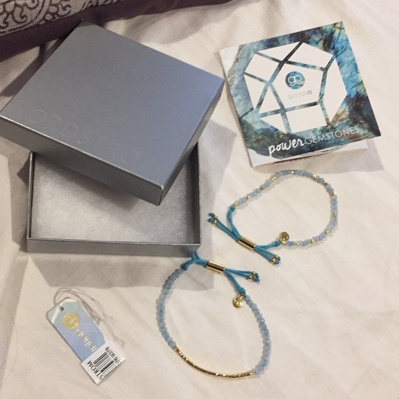 Bracelets (2) - Picture 6 of 6